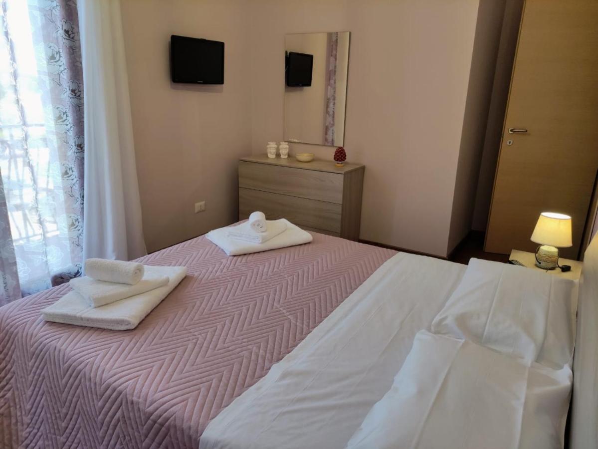 I Du Meli Apartments ตาออร์มินา ภายนอก รูปภาพ